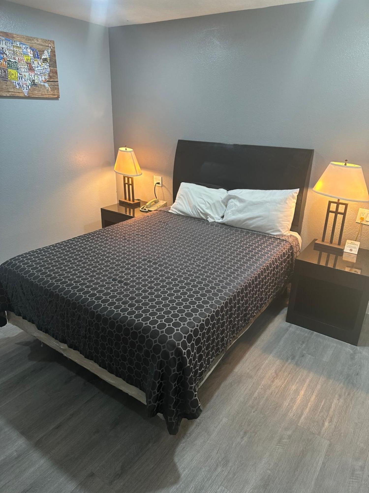 Econo Lodge I-5 At Rt 58 บัททอนวิลโลว์ ภายนอก รูปภาพ